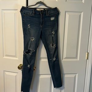 Hollister jeans